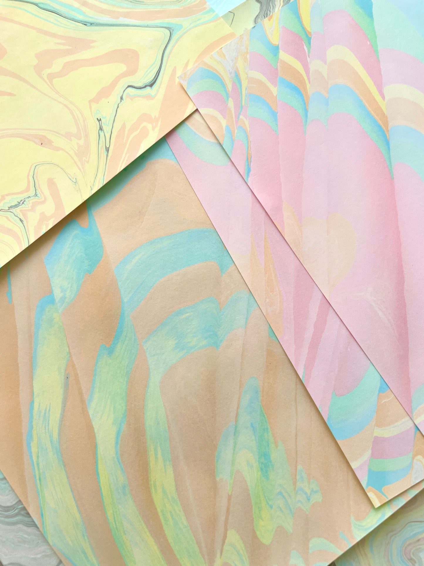 Suminagashi Paper Marbling with Shaine Drake