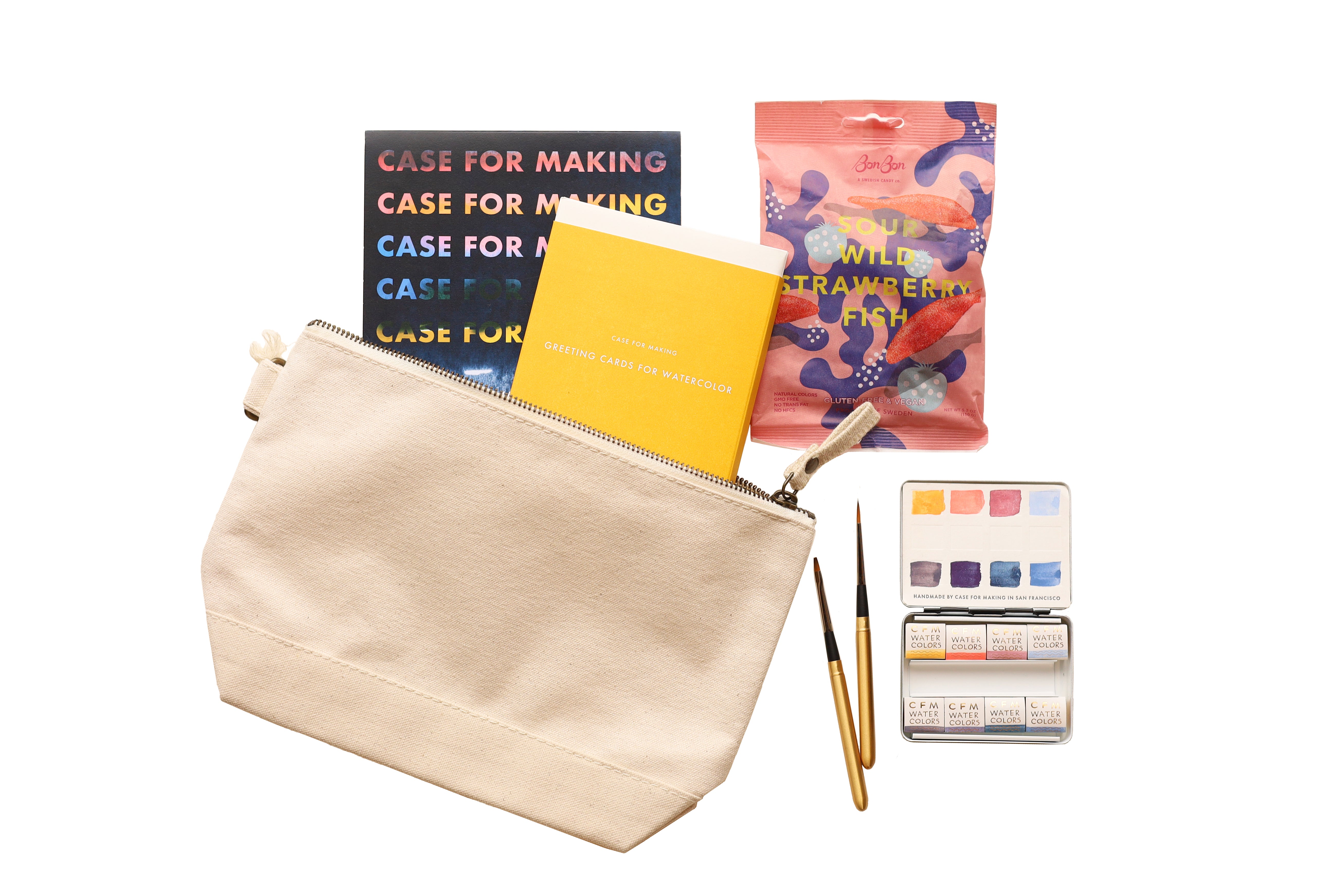 http://caseformaking.com/cdn/shop/files/TheWinterBundle.jpg?v=1700086993