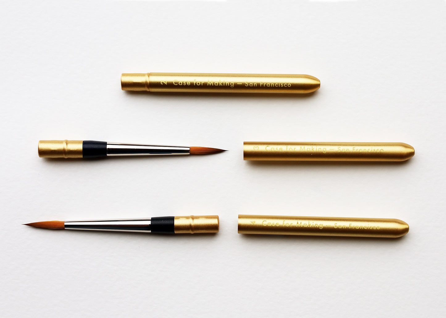 A closeup shot of how these brushes fold up and close to protect the brush tip.